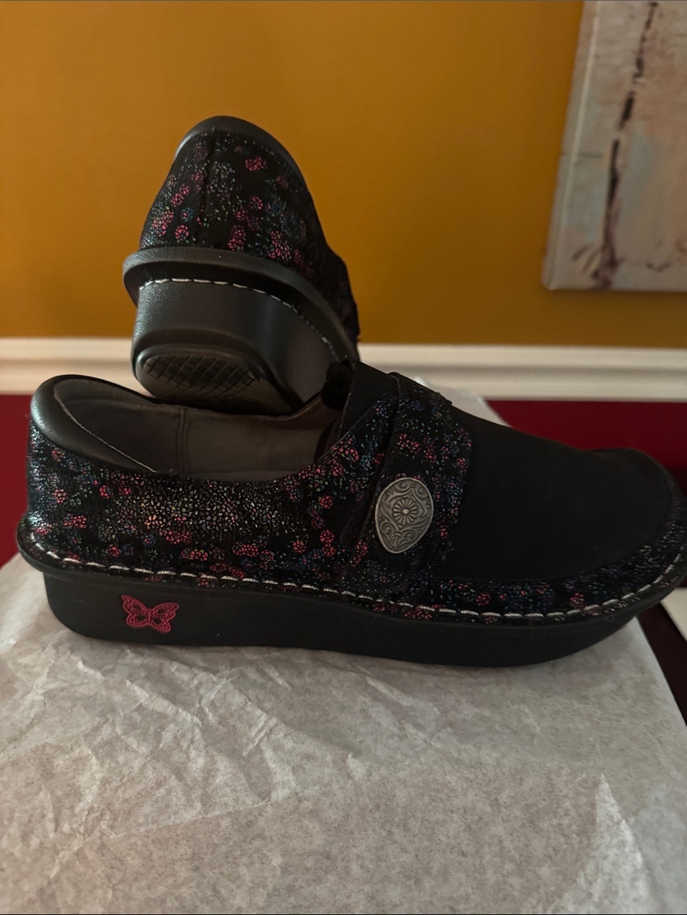Algeria by PG Shoes Black Slip-On Women's Shoes size 40 (9.5 US women’s)